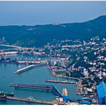 तुआप्से बंदरगाह पर यूक्रेन के ड्रोन हमले में रूस के तेल डिपो में लगी भीषण आग