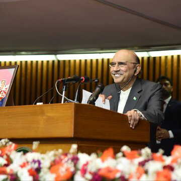 पड़ोसी देशों को पाकिस्तान को अस्थिर नहीं करने देंगे: राष्ट्रपति जरदारी