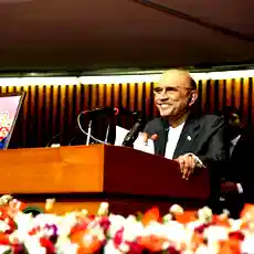 पड़ोसी देशों को पाकिस्तान को अस्थिर नहीं करने देंगे: राष्ट्रपति जरदारी