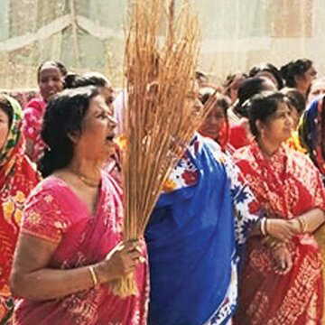 पूर्व बीएसएफ जवान और तृणमूल पार्षद आमने-सामने, गालीगलौज और छेड़छाड़ का आरोप