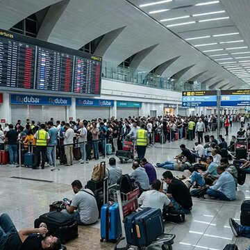 पश्चिम एशियाई संघर्ष की वजह से अबूधाबी में फंसे कई भारतीय यात्री, दूतावास ने दी कौन सी सलाह?