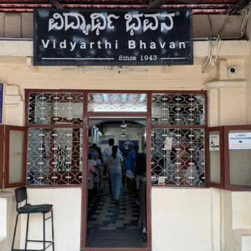 नो गैस, नो फूड! LPG सिलेंडर की कमी से लगभग बंद होने की कगार पर बेंगलुरु का यह प्रतिष्ठित रेस्टोरेंट