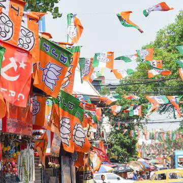 बंगाल का रण निर्णायक मोड़ पर: करोड़ों वोटर तय करेंगे सियासी भविष्य
