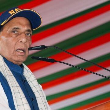 रक्षा मंत्री राजनाथ सिंह ने जैसलमेर में आर्मी कमांडर्स सम्मेलन में भाग लिया