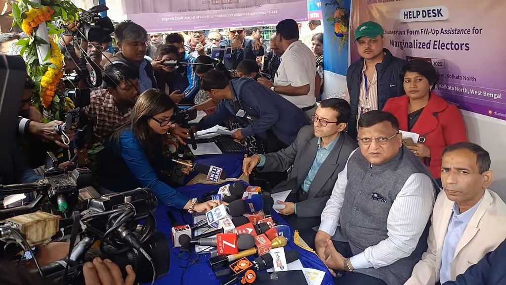 बारुईपुर के दो BLO, ERO और AERO को समन, 48 घंटे के भीतर आयोग ने मांगा रिपोर्ट