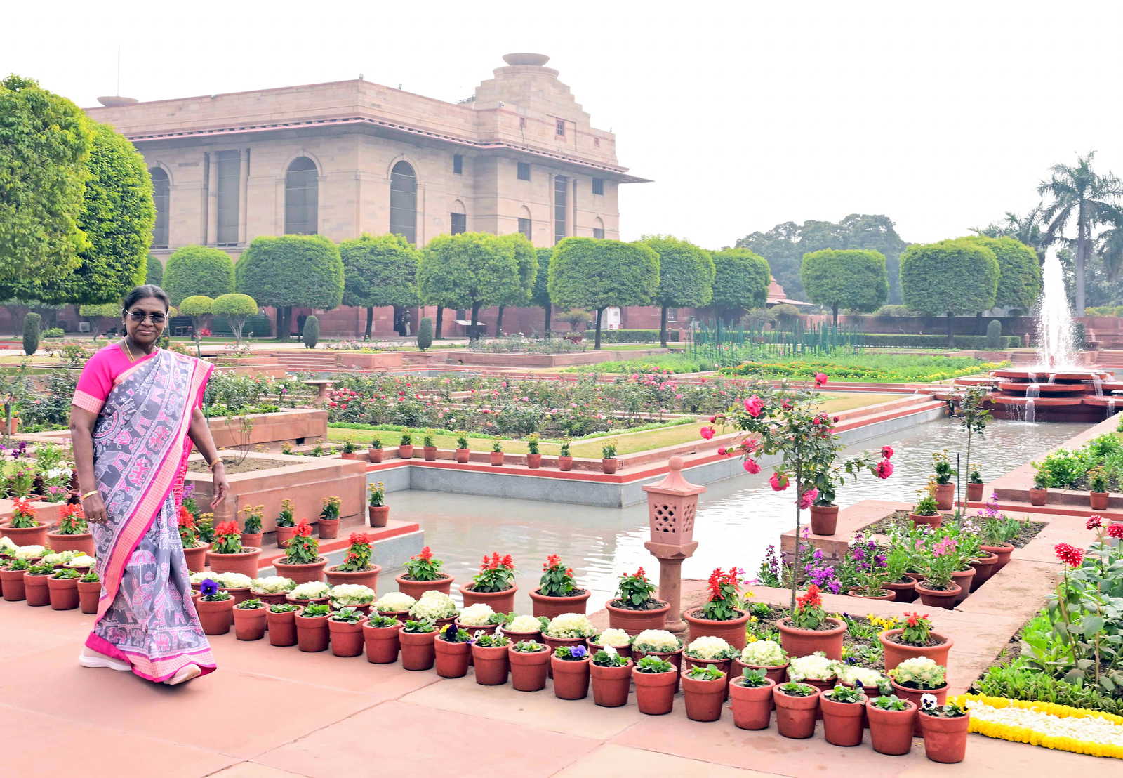 3 फरवरी से खुलेगा राष्ट्रपति भवन का अमृत उद्यान, क्या है Timing? कैसे बुक करेंगे टिकट?