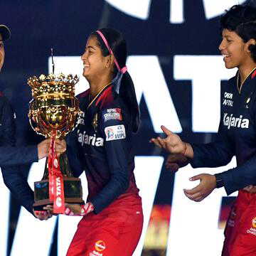 विराट कोहली ने कहा- WPL के कारण भारतीय महिला खिलाड़ियों का आत्मविश्वास और खेल स्तर तेजी से बढ़ा