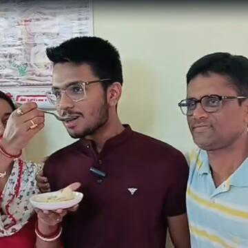 पढ़ाई के साथ-साथ क्रिकेट में भी दिलचस्पी रखता है बंगाल माध्यमिक में तृतीय मैनाक मंडल