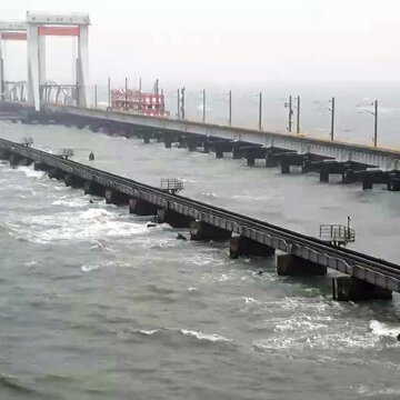 चक्रवाती तूफान 'दितवाह' के कारण तमिलनाडु में उड़ान सेवाएं प्रभावित