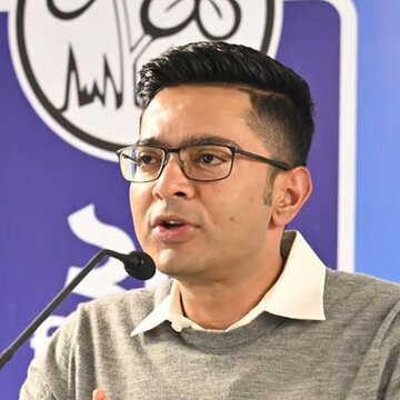 प्रत्येक बूथ पर बनेगी 'वोट सुरक्षा' कमेटी, वर्चुअल बैठक में अभिषेक बनर्जी ने MP-MLA को चेताया