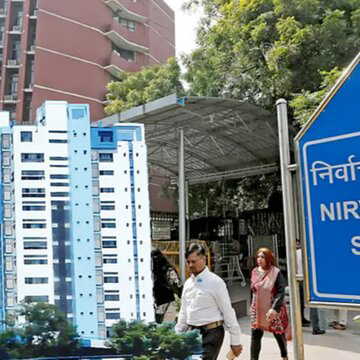 राज्य के सात अधिकारियों को नौकरी से निलंबित, SIR में आयोग की कड़ी कार्रवाई