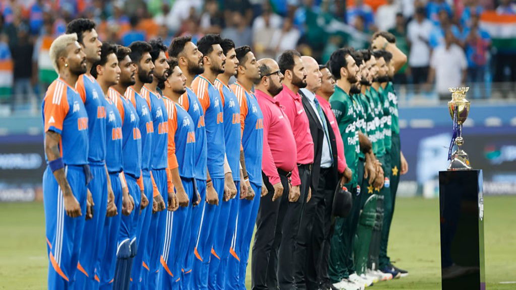 आज एशिया कप फाइनल की सर्चलाइट में 22 गज के बाहर भी जंग, भारत-पाक आमने-सामने