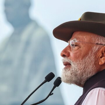 मोदी ने राष्ट्रीय एकता दिवस पर परेड में भागीदारी की, पटेल के योगदान को याद किया