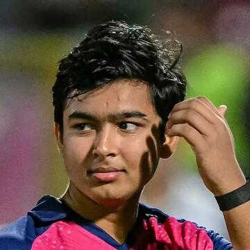 हिंगे ने कर दिया "विकेट वैभव" के प्लान का खुलासा, बॉलरों को फ्री की टिप्स