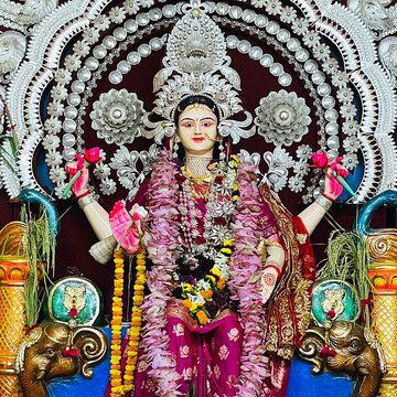 दुर्गा नहीं, लक्ष्मी ही मुख्य उपासक हैं