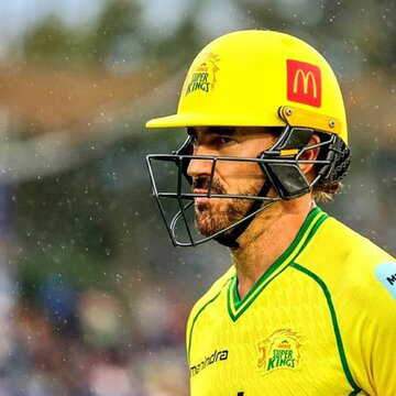 सुपर किंग्स को बड़ा झटका, उंगली की चोट से कप्तान बाहर