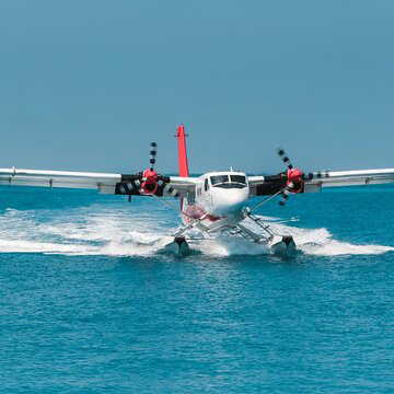बजट में विमान पुर्ज़ों के आयात पर छूट, पर्यटन को बढ़ावा देने के लिए सी-प्लेन शुरू करने पर भी विचार