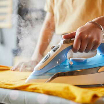 ऑफिस के लिए तैयार लेकिन इस्त्री खराब! तुरंत करें ये आसान उपाय