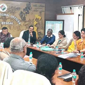 वोटर लिस्ट का ड्राफ्ट जारी होने से पहले चुनाव आयोग ने किया स्पष्ट - 'बांग्लादेशी' होने के शक में नहीं हटेगा नाम