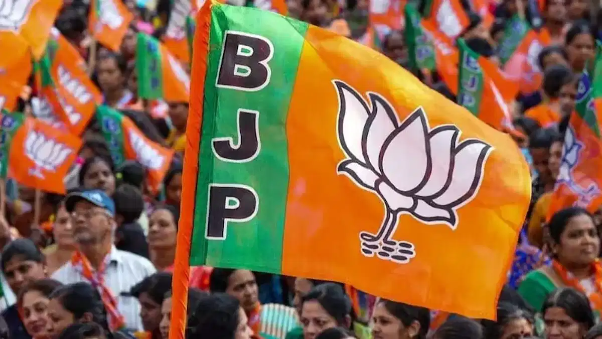 SIR प्रक्रियाः केंद्रीय ऑब्जर्वरों पर बंगाल भाजपा को ही भरोसा नहीं, तृणमूल का पलटवार