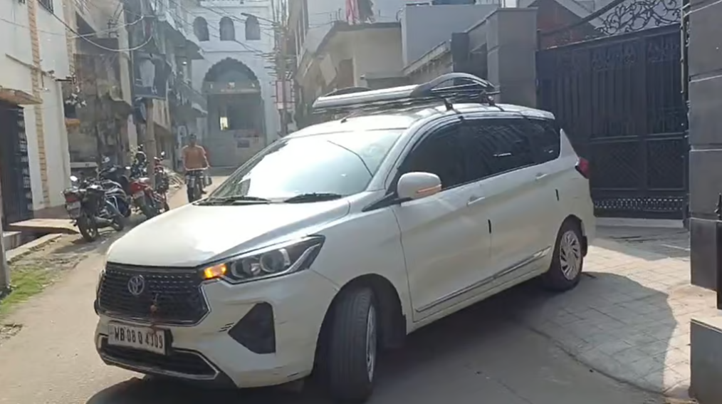 बालू तस्करी मामले की जांच में कोलकाता समेत राज्य के कई ठिकानों पर ED की छापेमारी