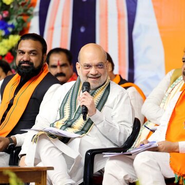 राहुल-लालू पर बरसे अमित शाह, बोले- एनडीए को जिताओ, घुसपैठियों को भगाओ'