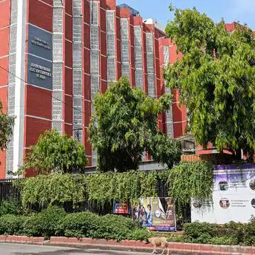 तृणमूल के पक्ष में काम करने के आरोप में 5 BLO को चुनाव आयोग ने किया सस्पेंड, जांच के आदेश