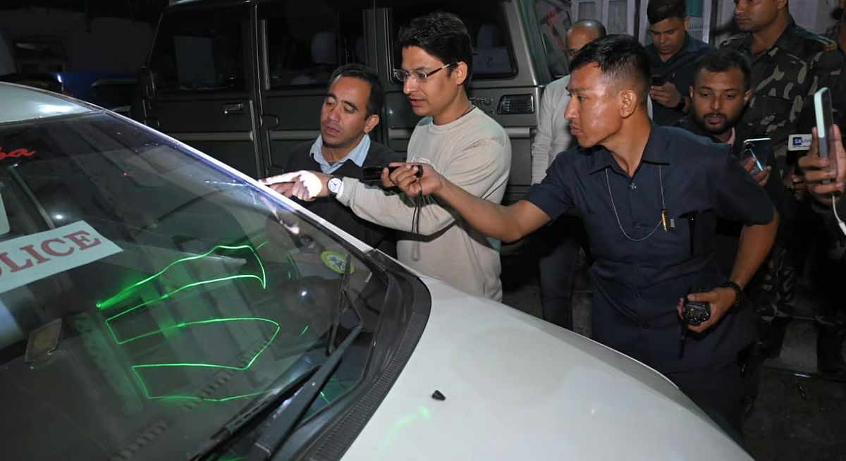 सुखिया पोखरी में भाजपा सांसद राजू बिस्ता के काफिले पर हमला