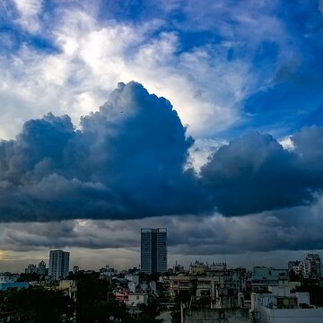 बंगाल की खाड़ी में चक्रवात 'मान्था' की भौंह, जगद्धात्री पूजा में बंगाल में बारिश की संभावना