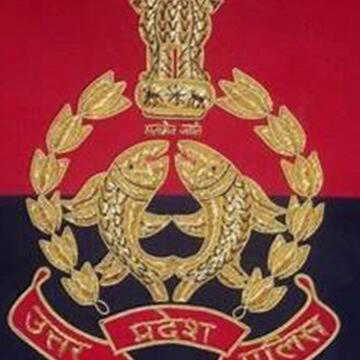 कानपुर से दिल्ली जा रही ट्रेन पर फिरोजाबाद के पास हुआ पथराव