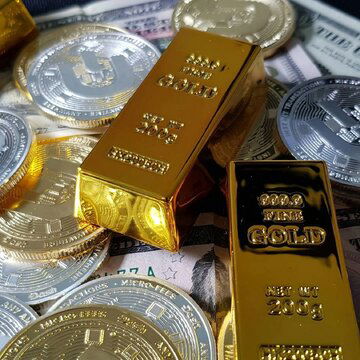 सोने की कीमत 1.27 लाख रुपये के पार, चांदी में तेजी जारी