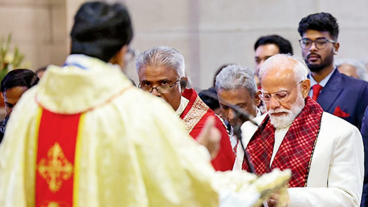 ‘ईसाइयों पर अत्याचार’-बीजेपी संकट में, डैमेज कंट्रोल के लिए चर्च पहुँचे मोदी!