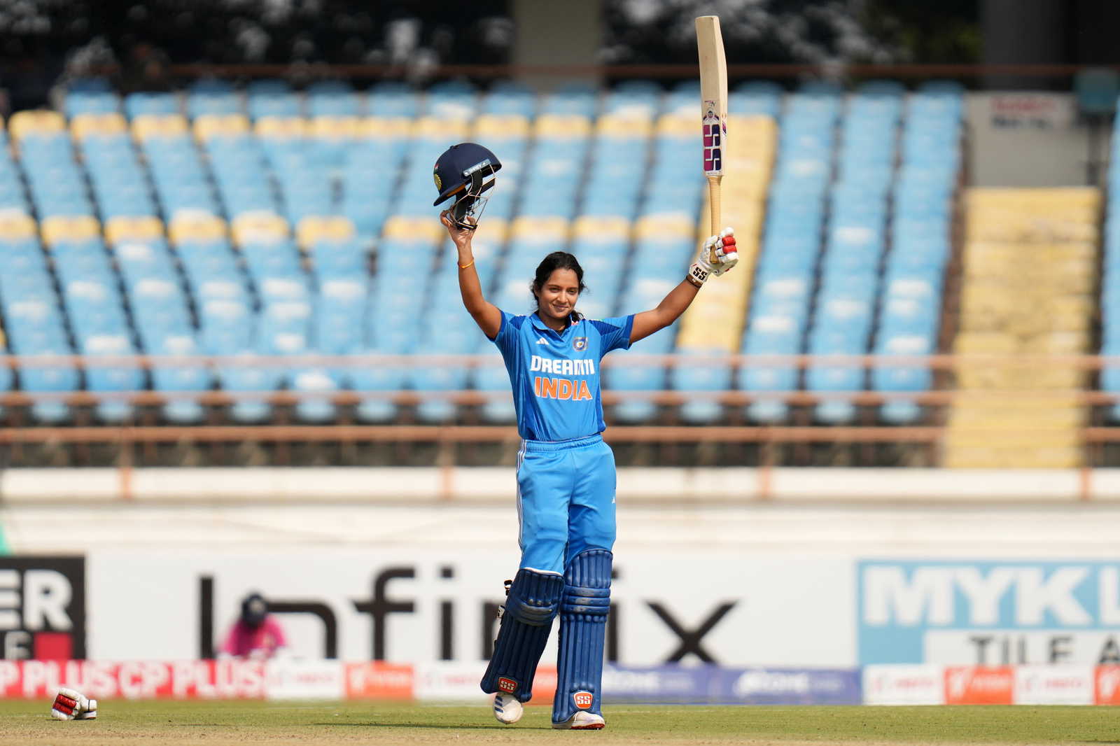 प्रतीका रावल के साथ और किन खिलाड़ियों को भारत की महिला टेस्ट टीम में मिला मौका?