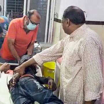 मध्य प्रदेश के धार में पिकअप पलटकर एसयूवी से टकराई; 12 मजदूरों की मौत