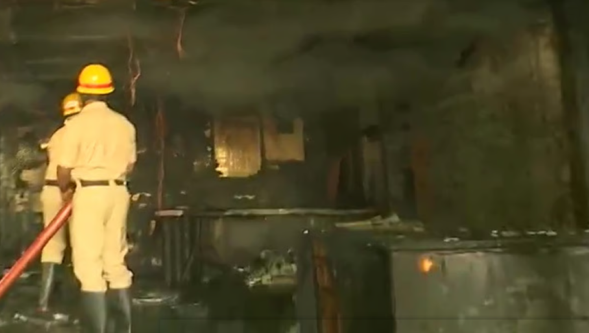 नींद में ही घर में लगी आग! महिला इंजीनियर की दर्दनाक मौत