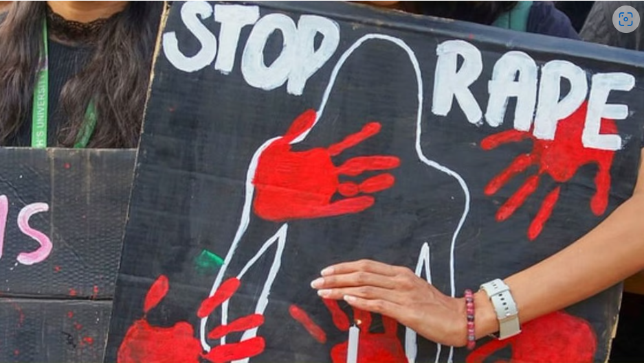 शादी के नाम पर नाबालिग लड़की से बार- बार दुष्कर्म, क्लर्क ने 7 लाख का चूना भी लगाया