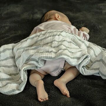 अवैध संबंध...नवजात के होंठ चिपकाने और पत्थर के नीचे दबाने का खौफनाक सच