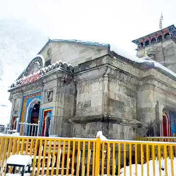 केदारनाथ-बद्रीनाथ मंदिर में दिव्यांग और वरिष्ठ नागरिकों के लिए विशेष दर्शन की सुविधा