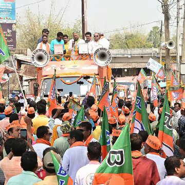 घुसपैठियों को बचाने के लिए ही तृणमूल का धरना, 'परिवर्तन यात्रा' से क्या संदेश भाजपा का?