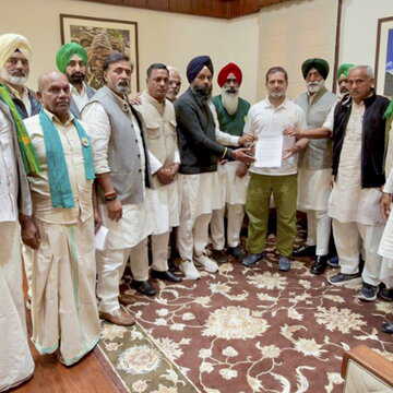 राहुल गांधी ने संसद में 17 किसान संगठनों के साथ मुलाकात की, देशभर में हड़ताल की आशंका
