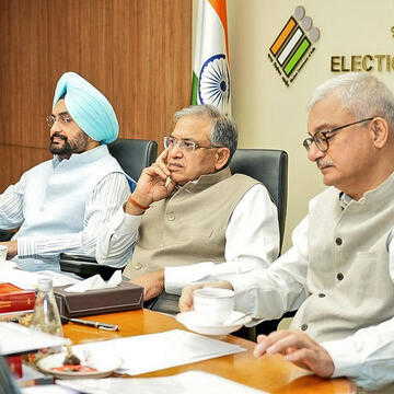 Tamilnadu Elections: CEC ज्ञानेश कुमार की अध्यक्षता में समीक्षा बैठक, पारदर्शी मतदान पर जोर