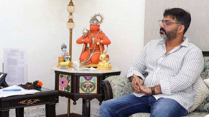 राजनीति के अखाड़े में पवन सिंह का उनकी पत्नी ज्योति सिंह का विवाद