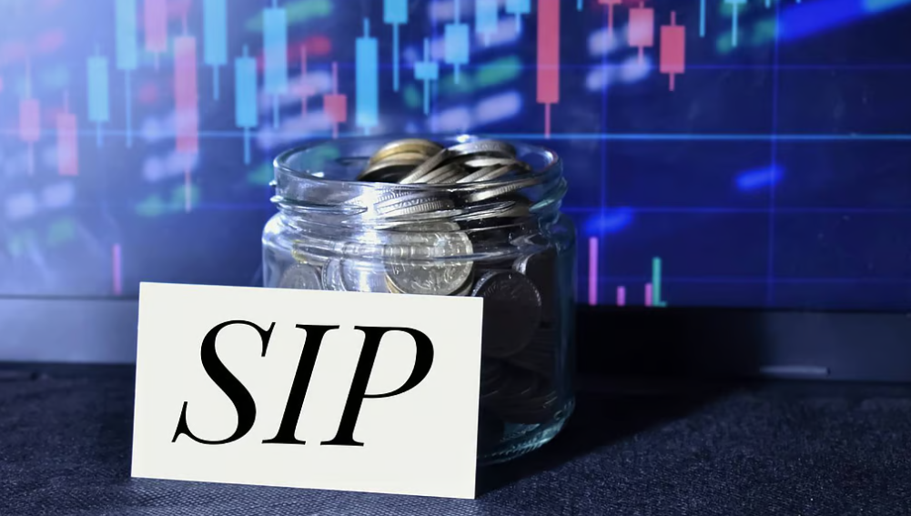 सितंबर में SIP के जरिए म्यूचुअल फंड में बढ़ा निवेश