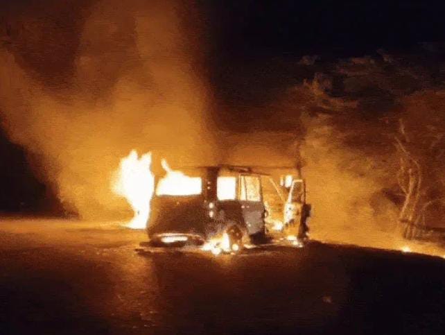 जैसलमेर के बाद बाड़मेर में भीषण सड़क हादसा, जिंदा जलकर हुई 4 दोस्तों की मौत