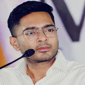 जमीनी स्तर पर हलचल के लिए नगर पालिका में बड़ा फेरबदल, ममता से बात कर जल्द कार्रवाई करेंगे अभिषेक