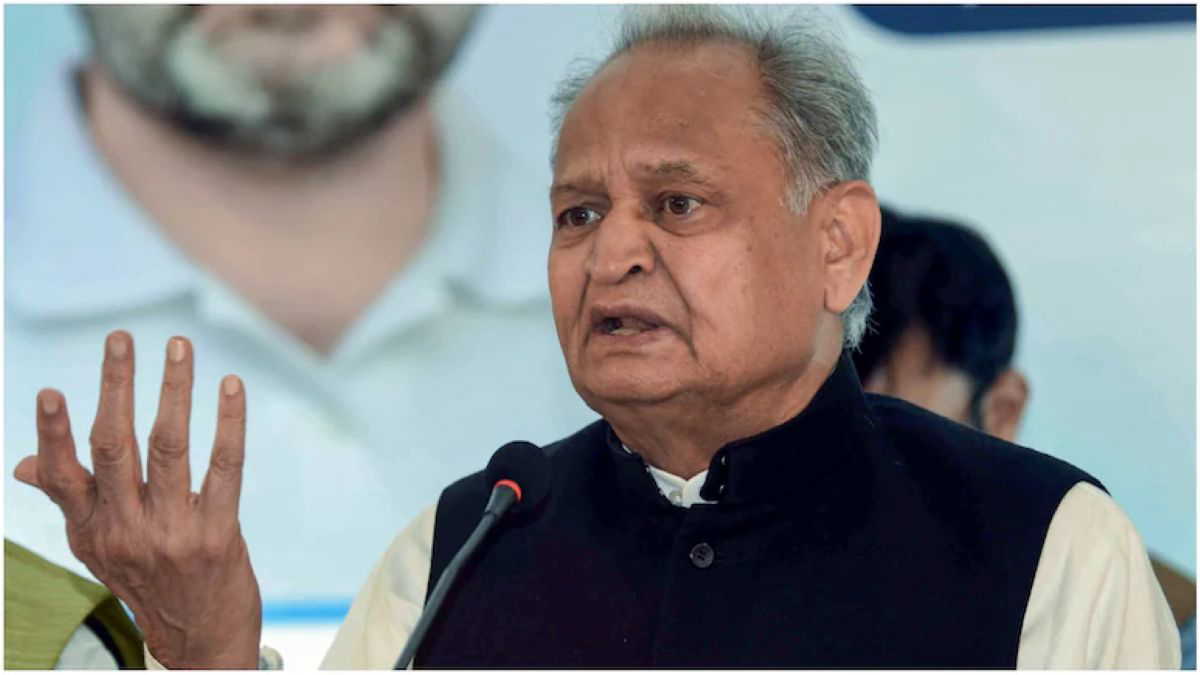 पीएम मोदी के 'MMC' वाले बयान पर भड़के अशोक गहलोत, बोले- 'जिनका आजादी में नाखून जितना योगदान नहीं, वो हमें न सिखाएं'