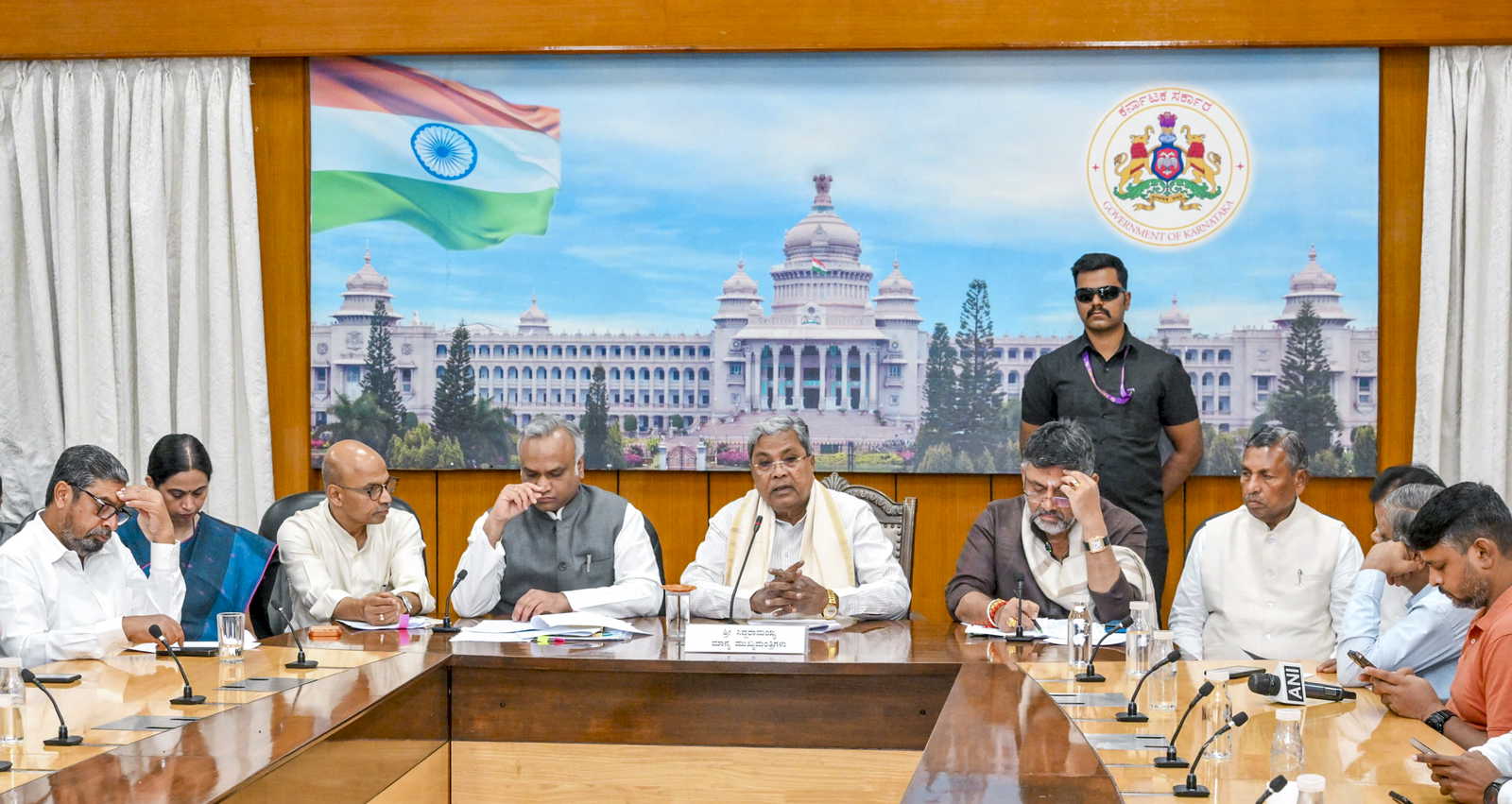 सिद्धारमैया का केंद्र पर हमला: VB-G RAM G बिल वापस, मनरेगा बहाल करने की मांग