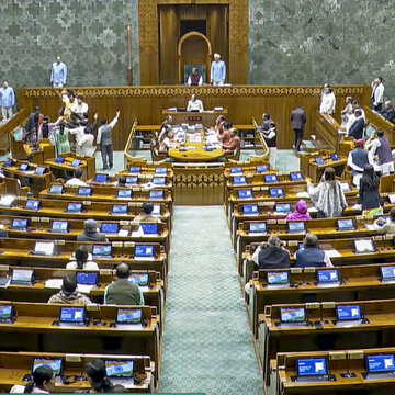 लोकसभा में निजी सदस्य विधेयकों ने फिर से उठाए श्रम अधिकार और सामाजिक न्याय के मुद्दे