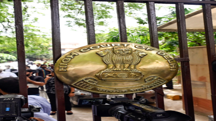 मोदी की डिग्री का मामला: हाईकोर्ट ने दिल्ली विश्वविद्यालय से मांगा जवाब