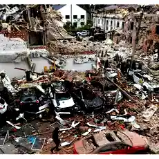 रूस का यूक्रेन पर भीषण हमला, शांति वार्ता से पहले, 70 मिसाइलें और 450 ड्रोन से बरसाया कहर